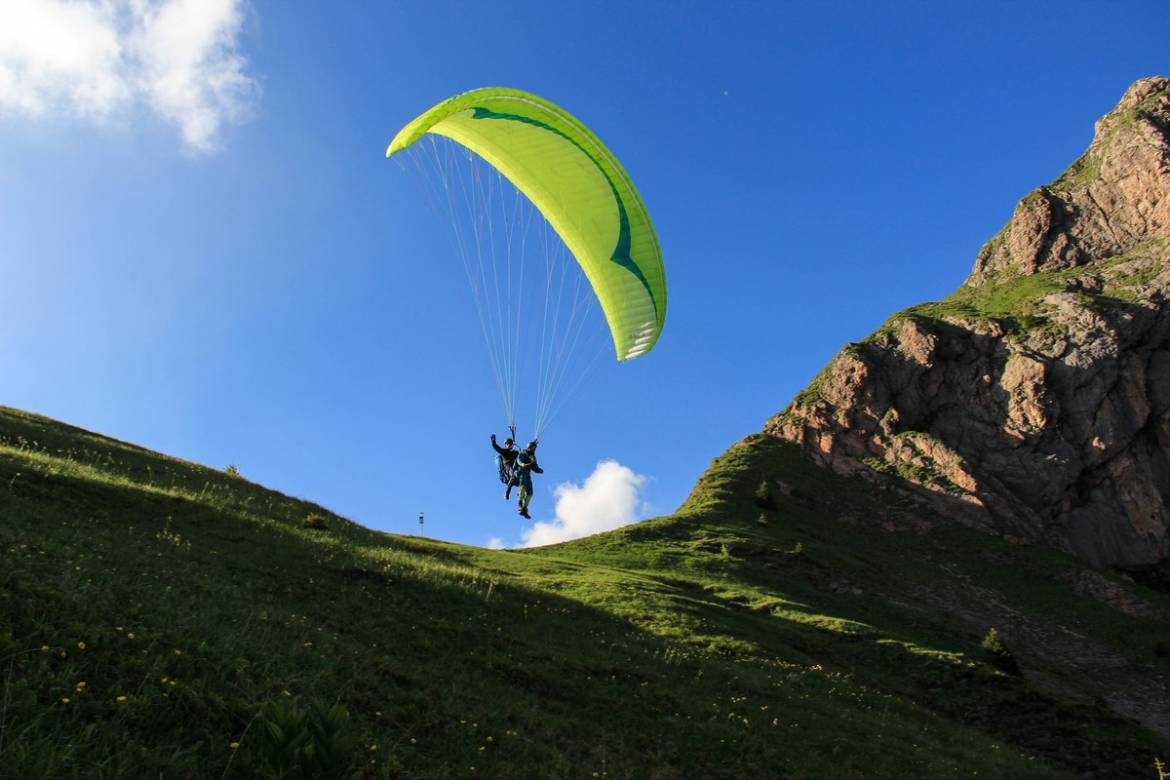 paraglide-2.jpg
